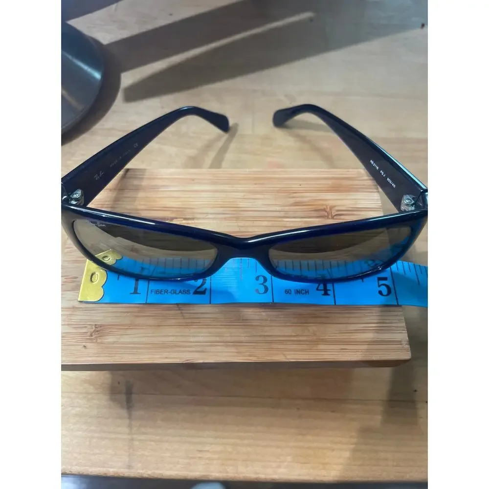 RAY BAN Unisex Mirrored Lens Sunglasses RB2116